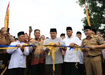 Gubernur Arinal Resmikan Jembatan Way STKIP-PGRI yang Menghubungkan Kota Metro dan Lampung Timur