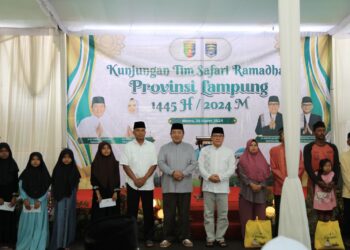 Gubernur Arinal Berbuka Bersama Ribuan Warga Kota Metro